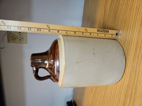 Picture of 2 tone pottery jug